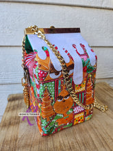 Load image into Gallery viewer, Grumpy Who Gingerbread - Carton Purse