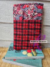 Load image into Gallery viewer, Forbidden Love - QUILTED Book sleeve