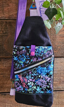 Load image into Gallery viewer, Jinx graffiti - slim sling