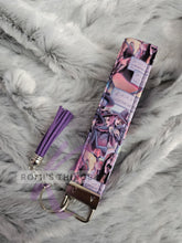 Load image into Gallery viewer, Pop Idols - Strap keychain
