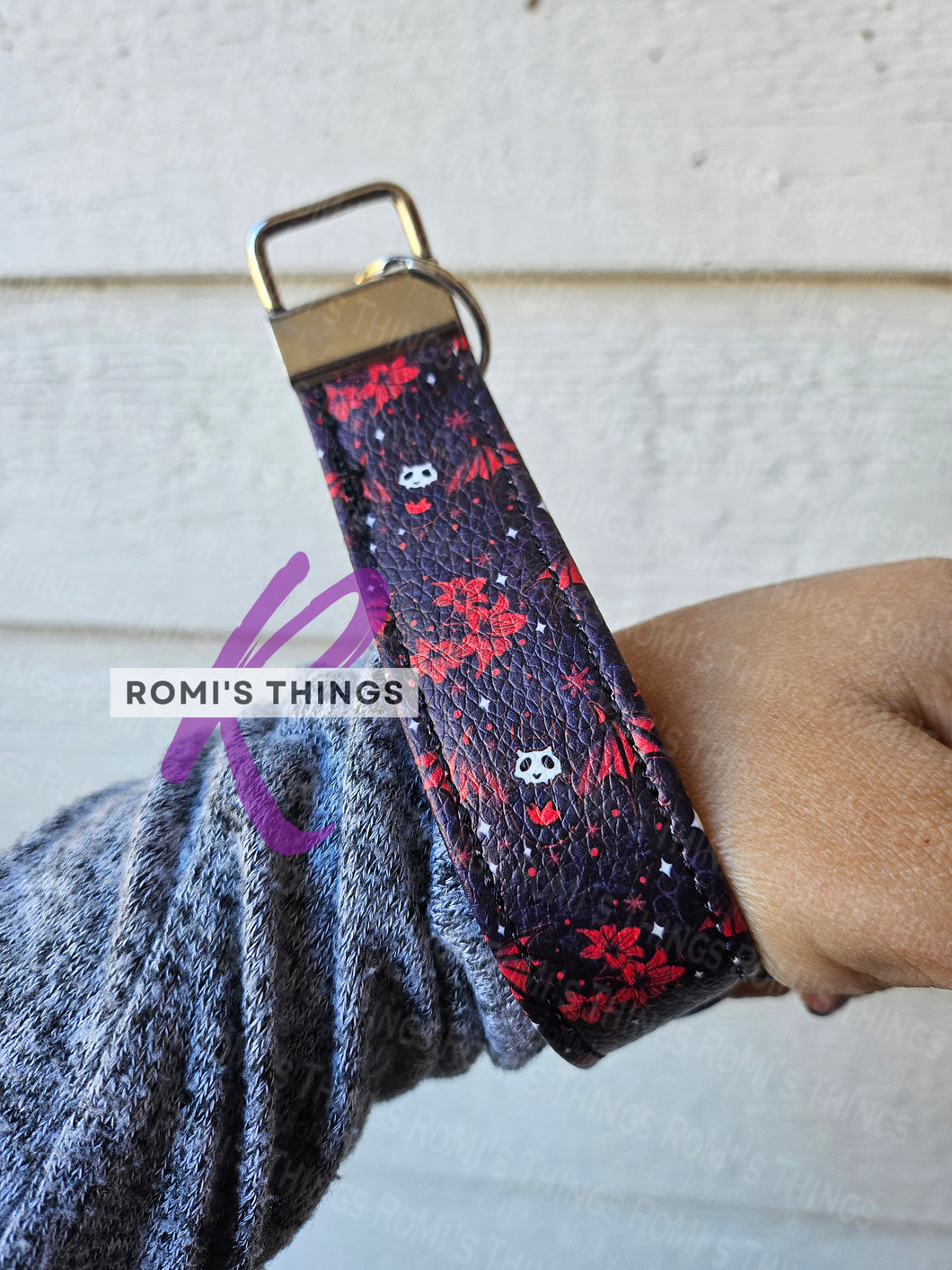 Bat Familiar - wrist Strap