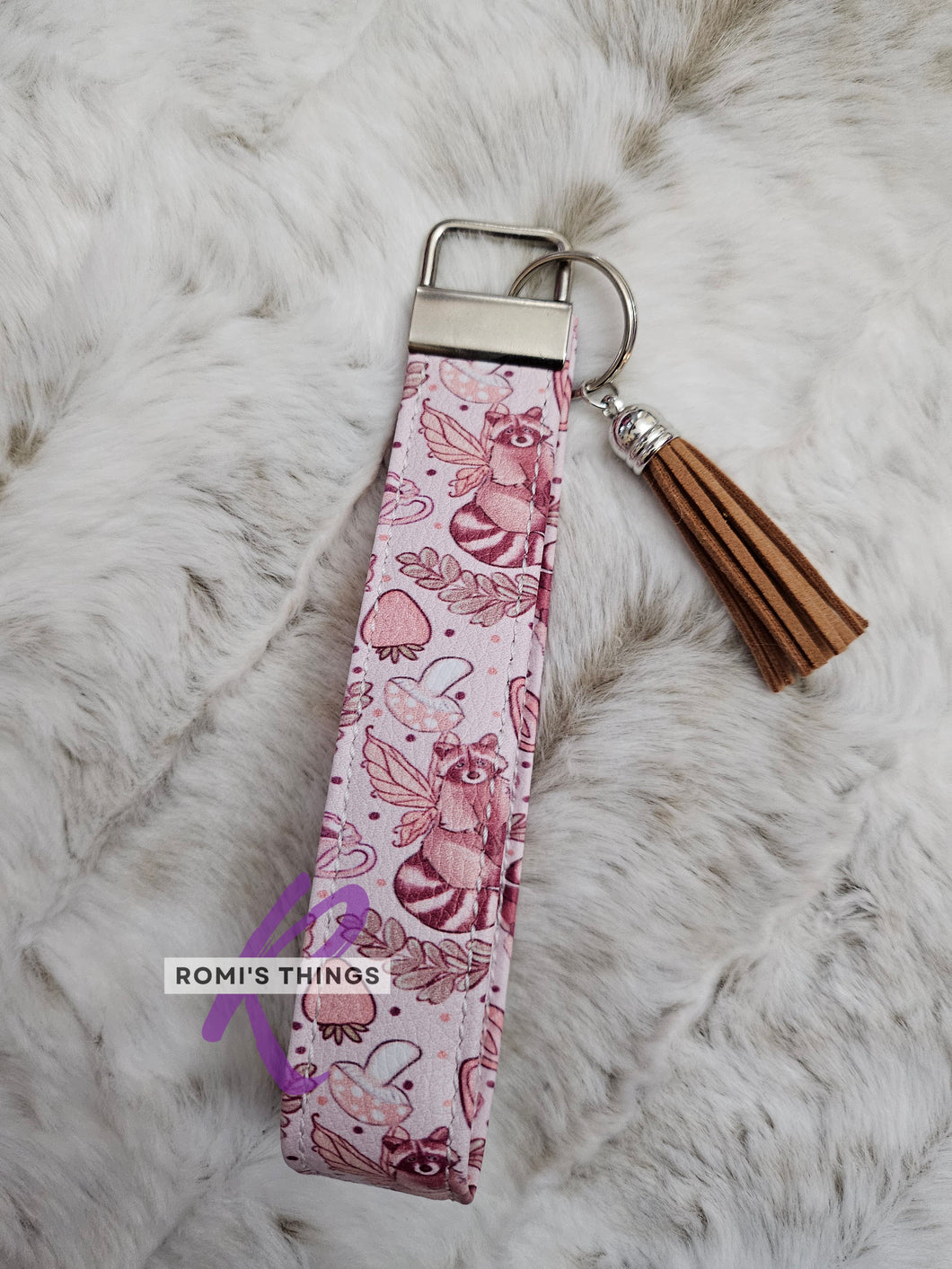 Raccoon fae -wrist Strap