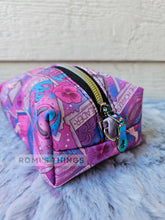 Load image into Gallery viewer, Bookish Tarot PINK baby boxi
