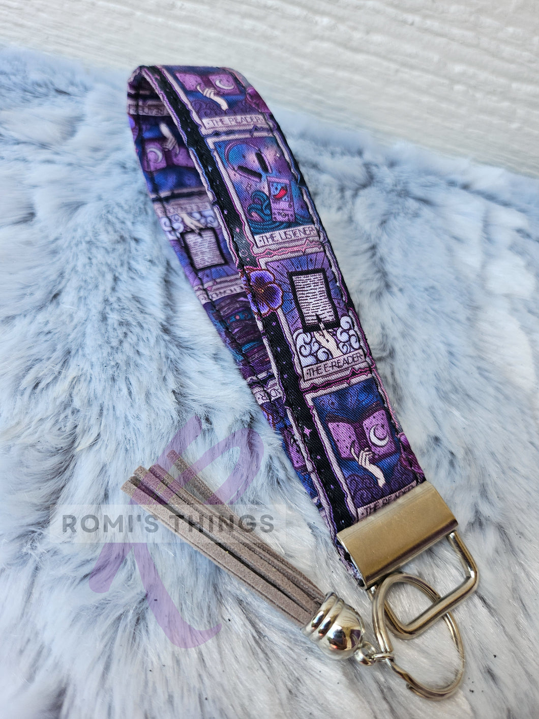 Bookish Tarot DARK -wrist Strap