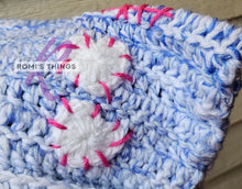 Load image into Gallery viewer, Stitched Heart blue - beanie
