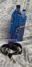 Load image into Gallery viewer, Blue House - Water Bottle Bag
