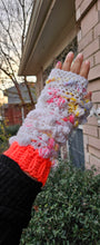Load image into Gallery viewer, Stitched - fingerless gloves
