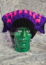 Load image into Gallery viewer, Cheshire pink purple - jest a beanie
