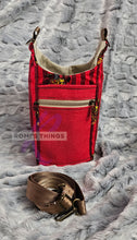 Load image into Gallery viewer, Red House - Water Bottle Bag
