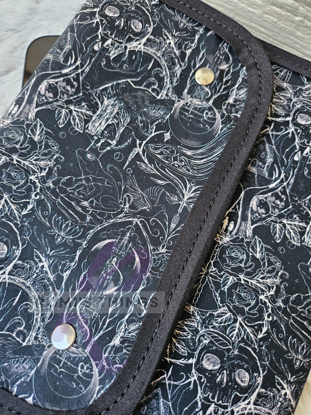 Dark fairy tales Monotone- Spice Rack