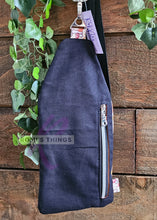 Load image into Gallery viewer, Fae Skunk - slim sling
